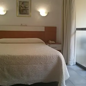 2* Guest house Terminal