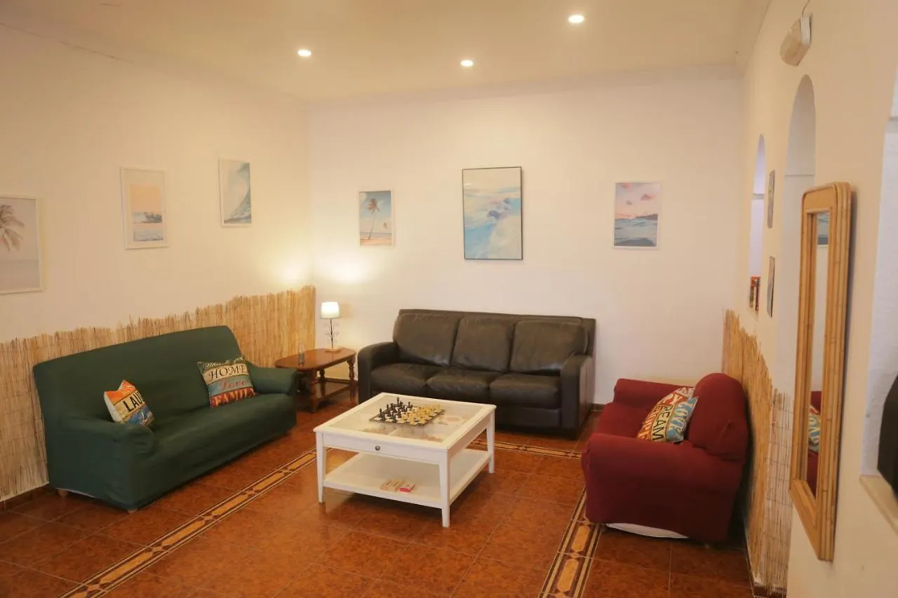 Terraza Del Limonar Hostel Malaga